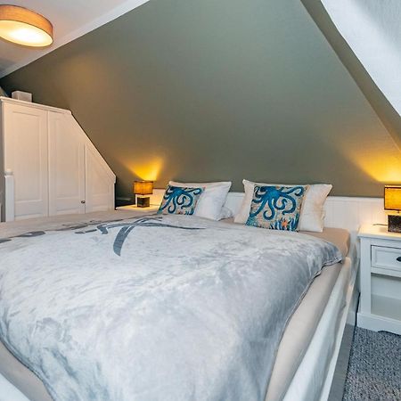 Gemuetliche Wohnung Unter Reet Mit Pool Und Sauna In Keitum Esterno foto