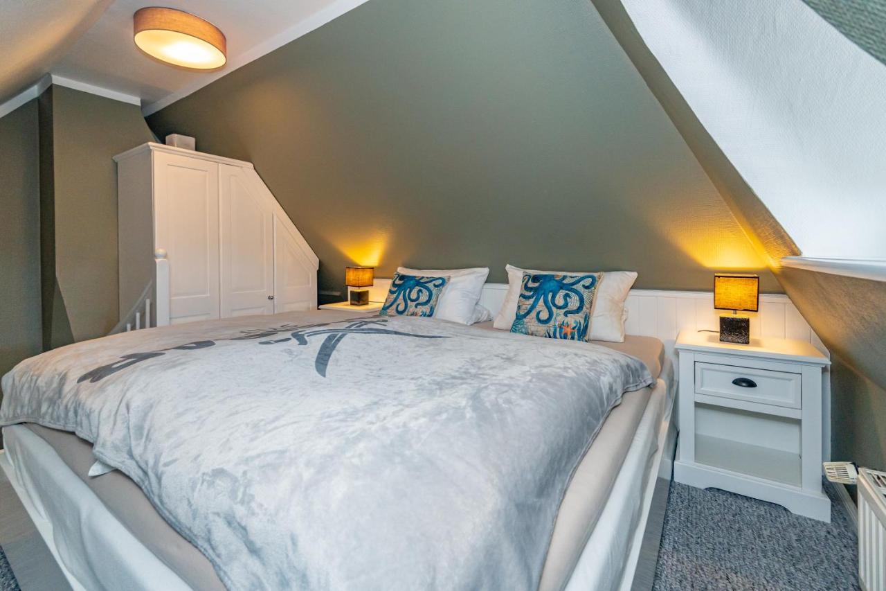 Gemuetliche Wohnung Unter Reet Mit Pool Und Sauna In Keitum Esterno foto