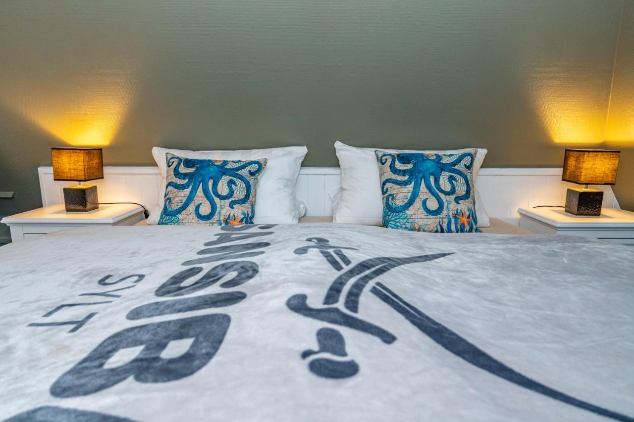 Gemuetliche Wohnung Unter Reet Mit Pool Und Sauna In Keitum Esterno foto