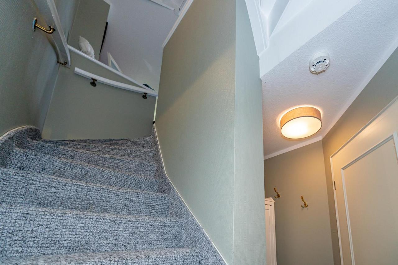 Gemuetliche Wohnung Unter Reet Mit Pool Und Sauna In Keitum Esterno foto